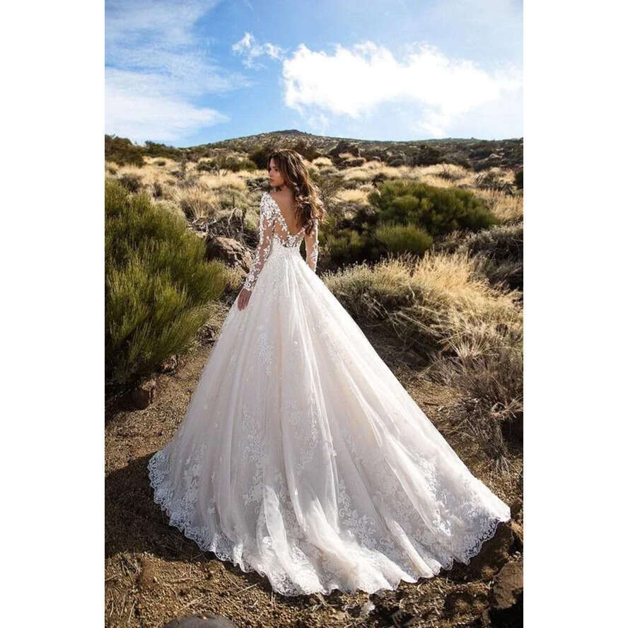 Modest Arabic Dubai Lace Dresses 2020 Appliques V-Neck Long Sleeves Bride Wedding Gowns Vestido De Novia Ba6671