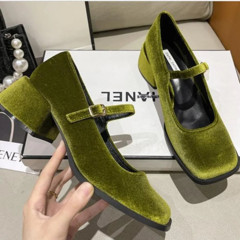 Mary Janes Shoes Female Golden Velvet Square Toe College Style Casual Pumps Fashion Shallow Buckle Shoes High Heel Shoes 241126