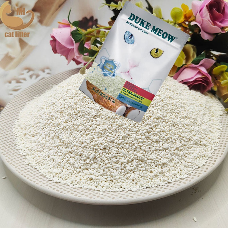 Free sample pet products Clumping Bentonite clay Cat Litter Sand with Activated Carbon
