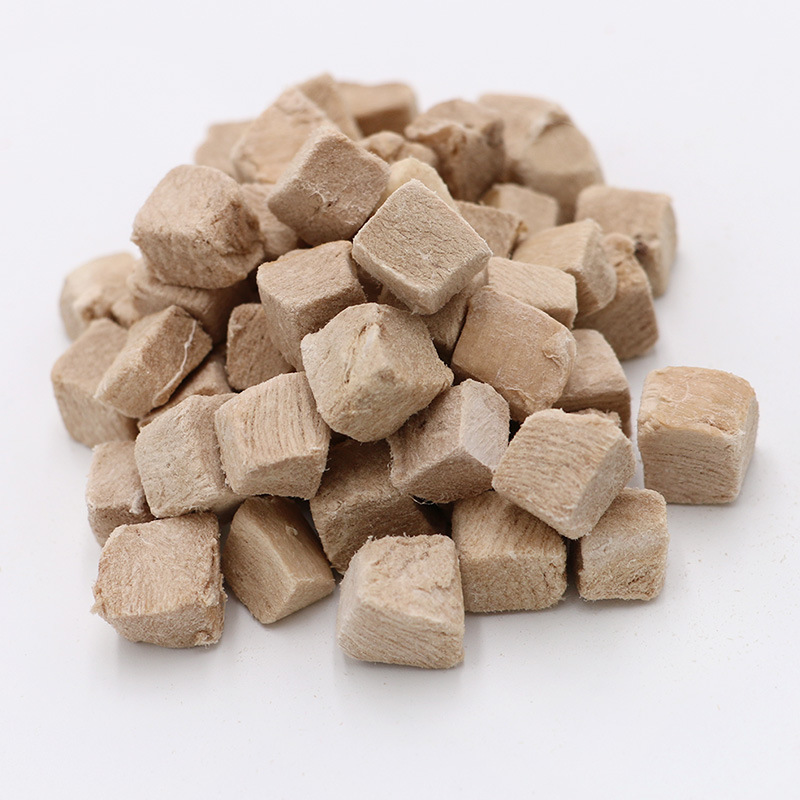 Manufacture Supply Bulk palatability dog cat snack High quality Dry Freeze-Dried Duck Cubes Pet Food OEM