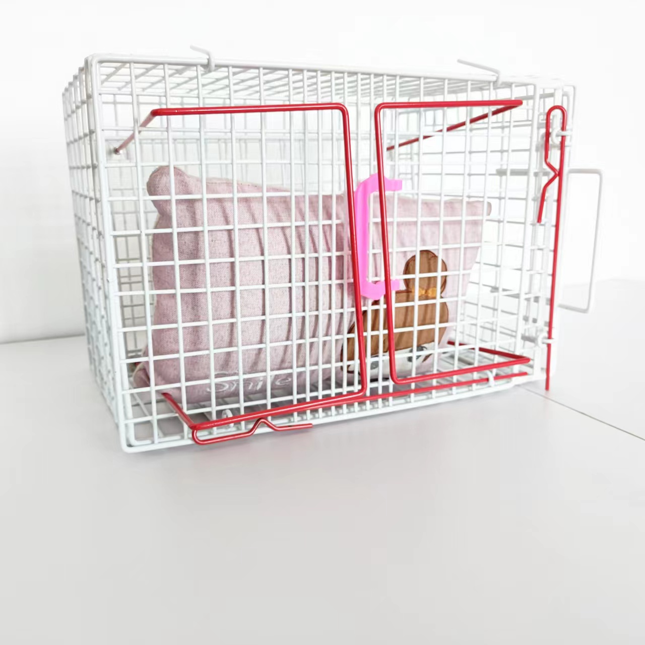 Low price high quality outdoor portable pet Carrier with quail Animal cage Carry your pet to hospital portable cage