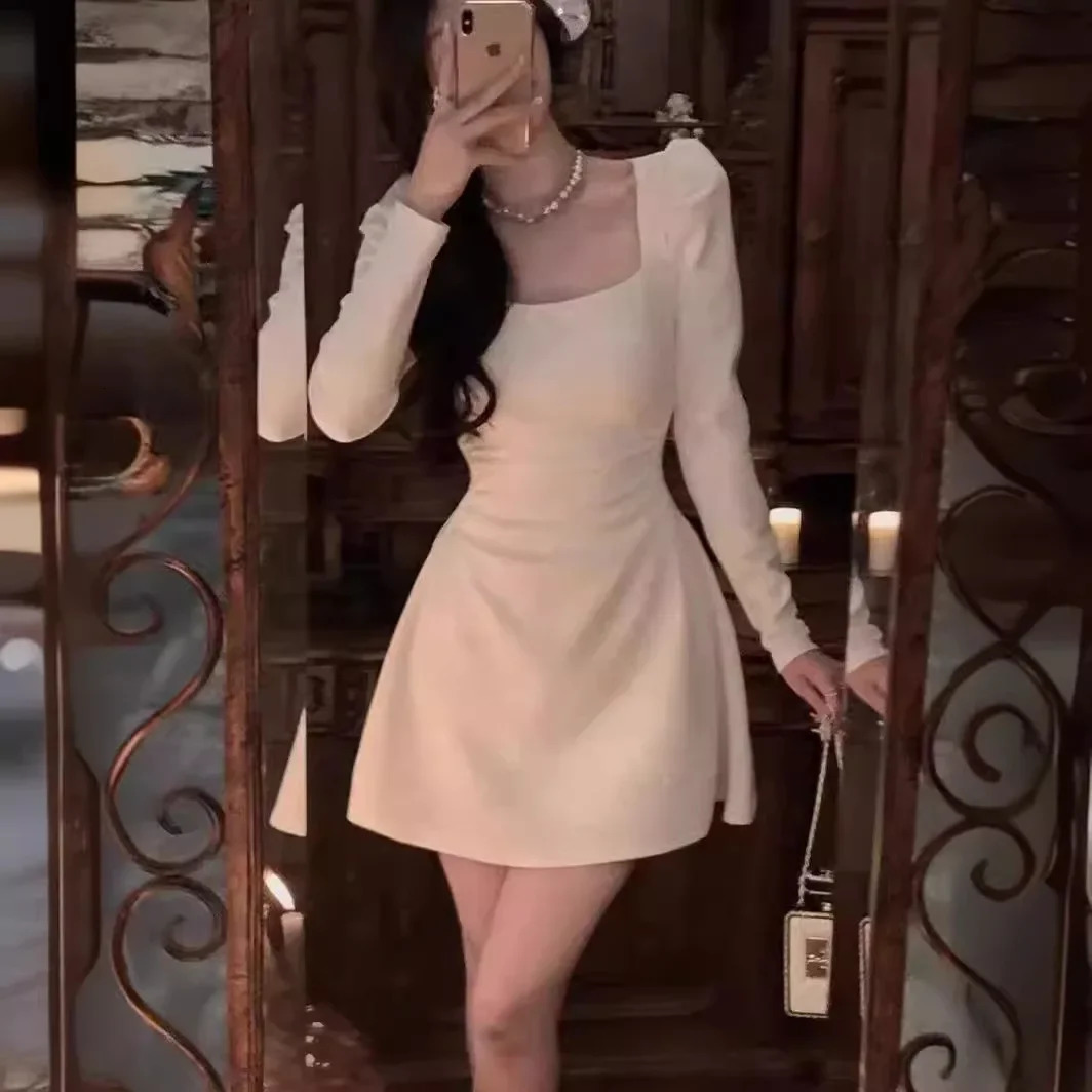 Elegant French style high-end Feelsquare collar dress womens clothing autumn niche waist fit slimming sleeve dress 241125