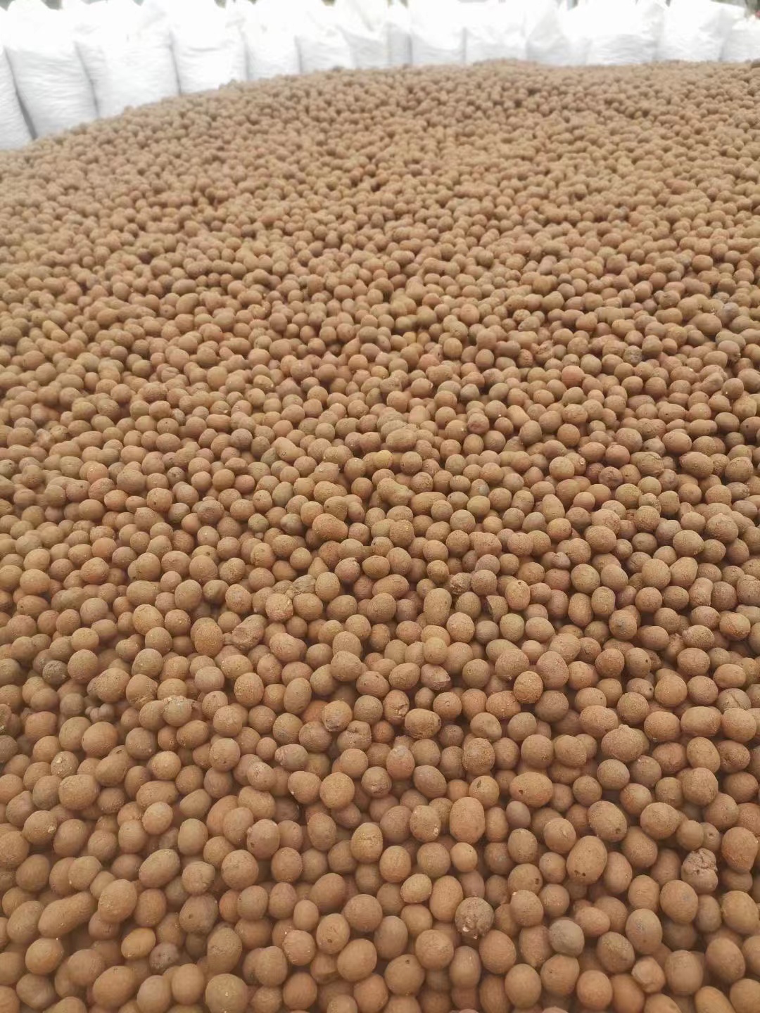 High Grade Leca Ceramsite Leca Balls Clay Pebbles 1-4mm, 4-8mm, 8-10mm, 11-14mm, 10-30mm