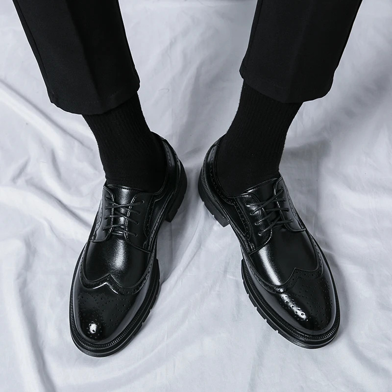 British style mens leather shoes formal Oxford footwear quality breathable and comfortable wedding shoes 241126