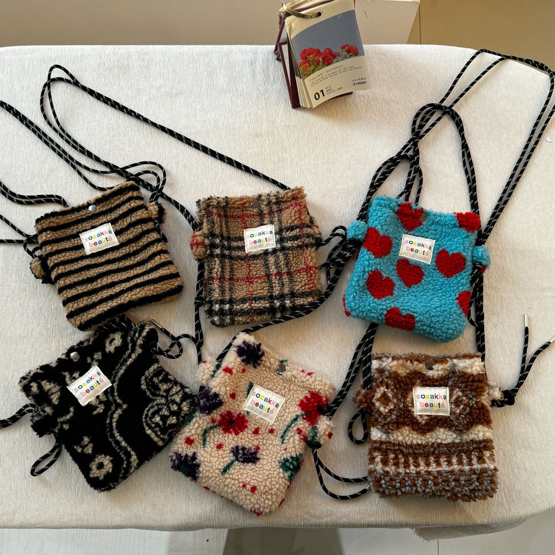 2025S Designer Internet Celebrity Plush Women Rainbow Wave Point Cute Small Pink Single Shoulder Crossbody Shopping Portable Storage Bag