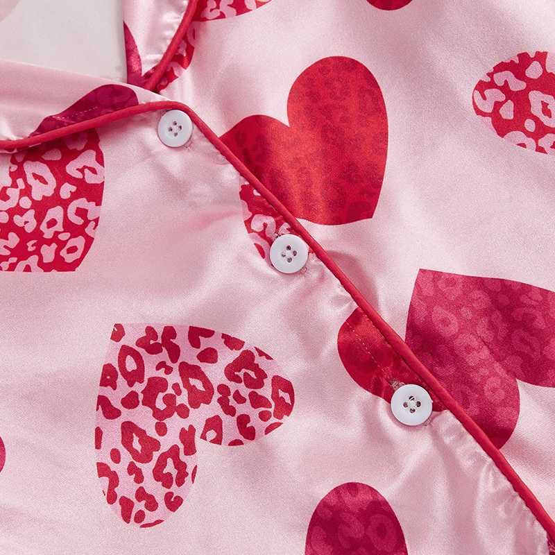 Clothing Sets Women s 2-Piece Valentine s Day Pajama Set with Long Sleeve Heart Print Shirt and Cozy Pants for Sleepwear H241126