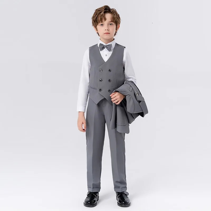 Baby Boys Suits for Weddings Kids Party School Uniforms Clothing Coat Vest Pants Bow Tie Brooch 5Pcs Fashion show costumes 241126