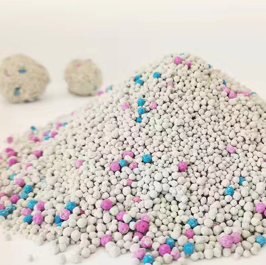 OEM/ODM accept odor control fast clumping low tracking customized scent bentonite cat litter