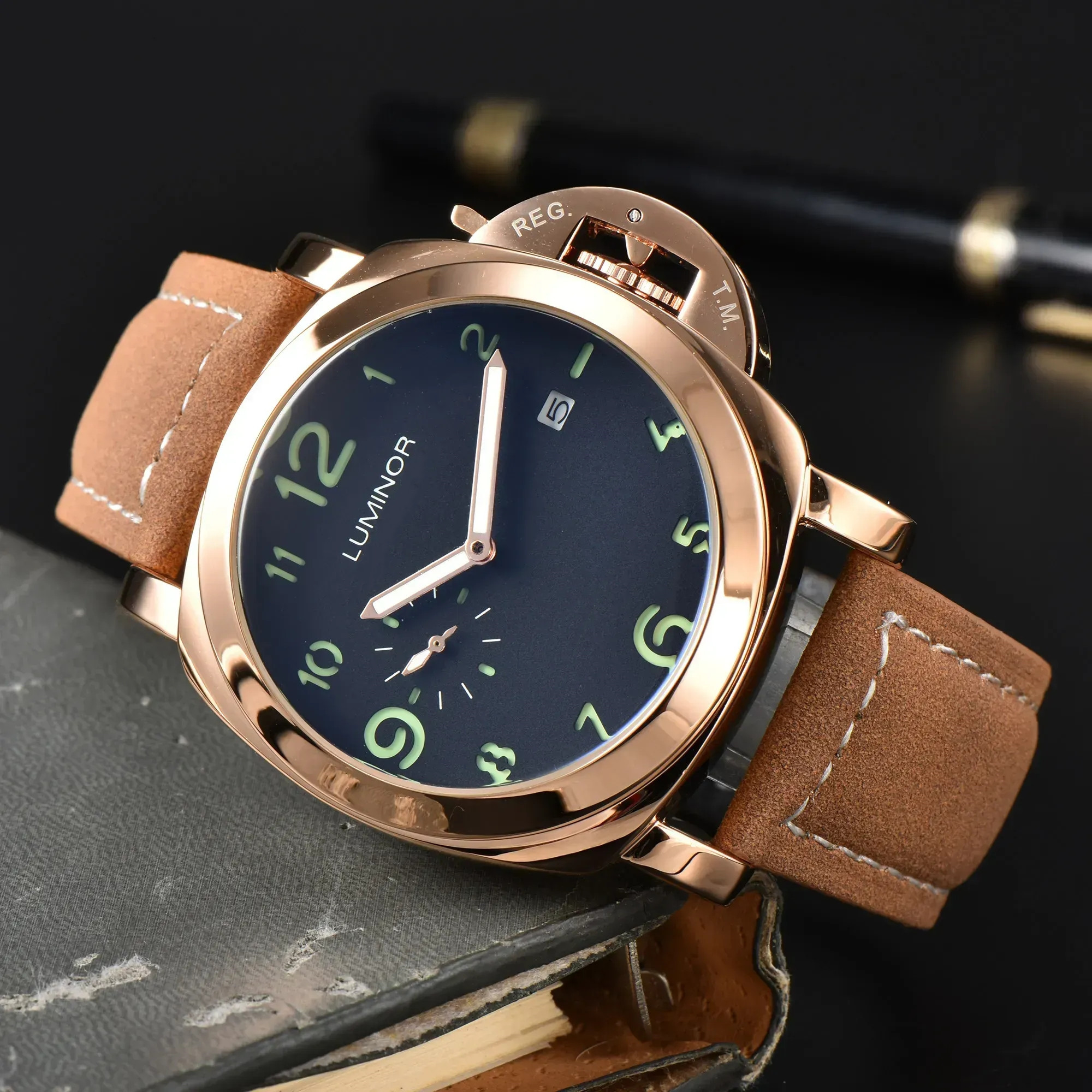 2025 Luxury men's watch Top designer High quality Date only 43mm quartz watch Sports Luxury watch