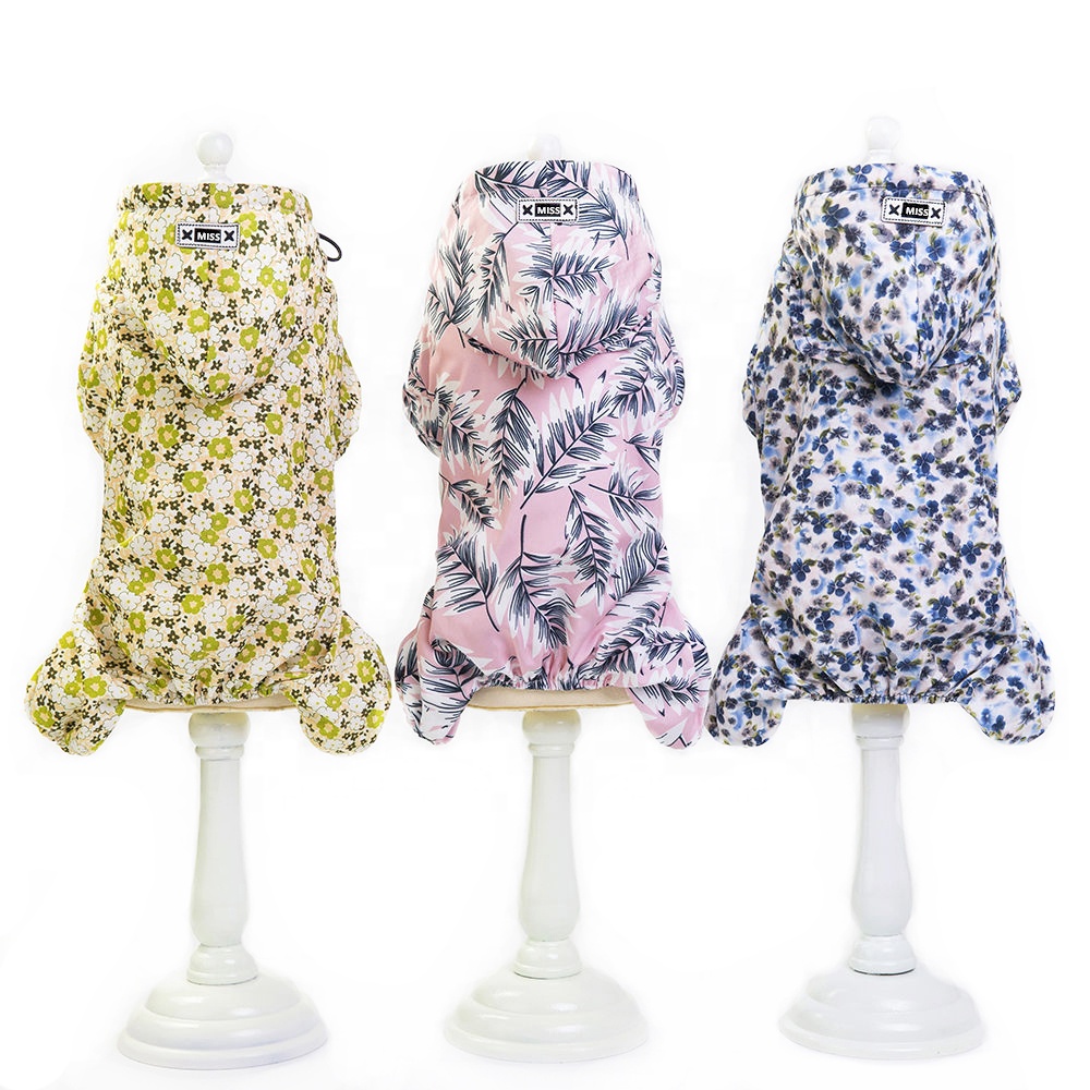 High Quality Hawaii Style Printed Waterproof Raincoat for Dogs Cats Eco-Friendly Floral Polyester Apparel for Summer Winter Use