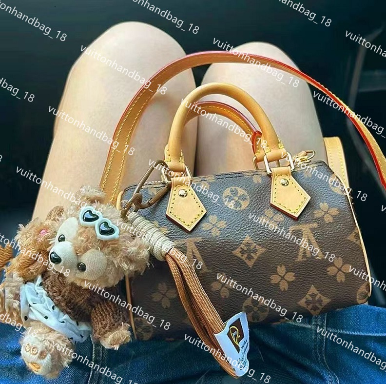 Top New Designer Brand free Women Bags Leather Handbags wallet Oxidize Shoulder bag 30cm 16cm nano Crossbody Handbag Purse With Shoulders Strap