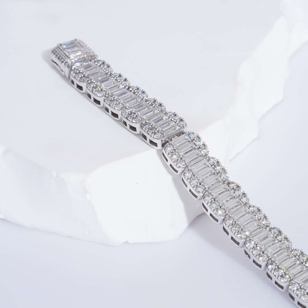 Moissanite Tennis Bracelet New Design Chain with d Color Stone 14k White Gold