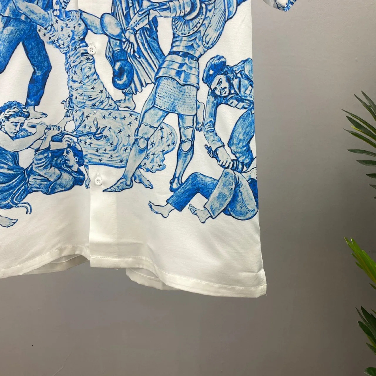 Summer Mens Casual Campcollar Short Sleeve Vintage Pattern Print Hawaiian Beach Silk Shirts 240423