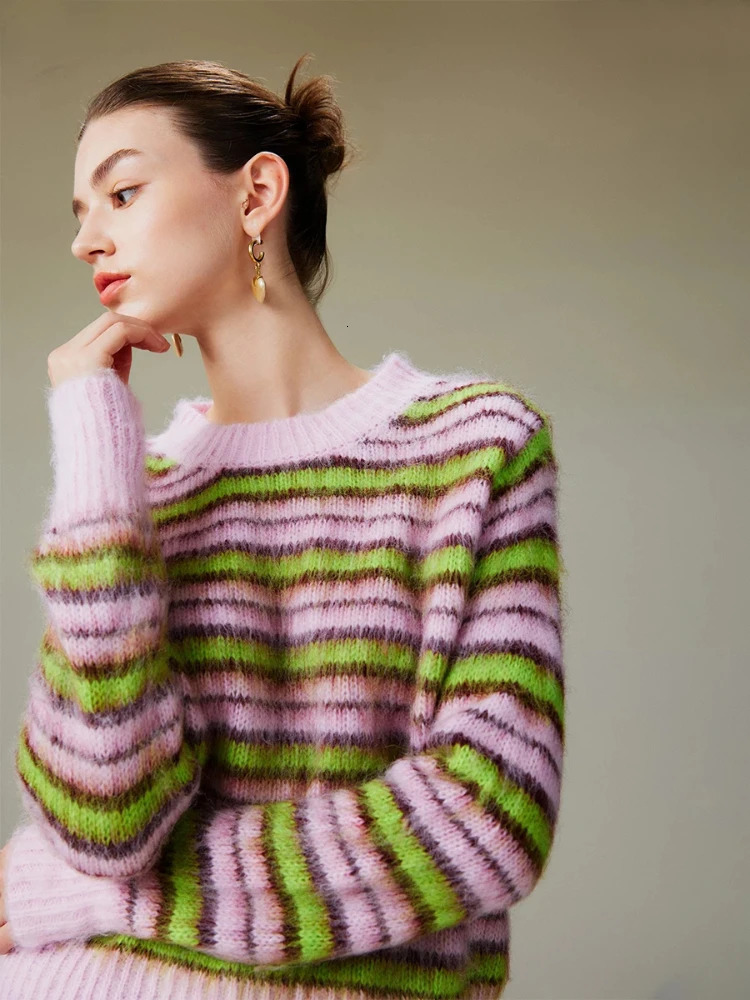 Women Soft Striped Roundneck Sweater Autumn In Pink Thin Pullover Korean Fashion High Street 241126