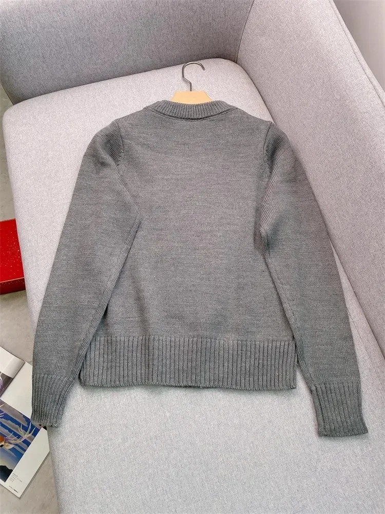 bunny graphic print Oneck sweater women grey wool ribbed edges jumper autumn winter pullover female 241126