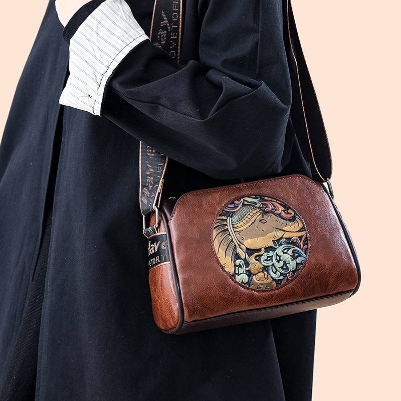 Vintage Style Cross Body Bags For Women Elephant Emed Mini Square Shoulder Messenger Bag Designer Handbags PU