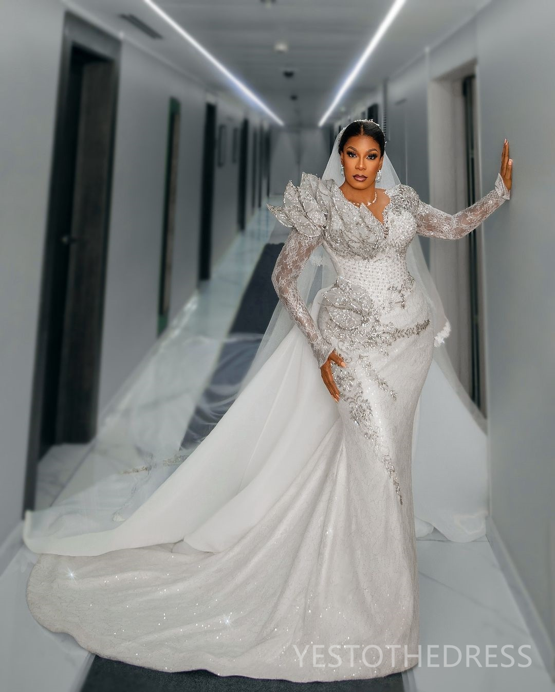 2025 African Wedding Dress Bridal Gowns Plus Size Mermaid Wedding Gowns Sheer Neck Long Sleeves Pearls Beaded Lace Gowns For Nigeria Black Women Bride
