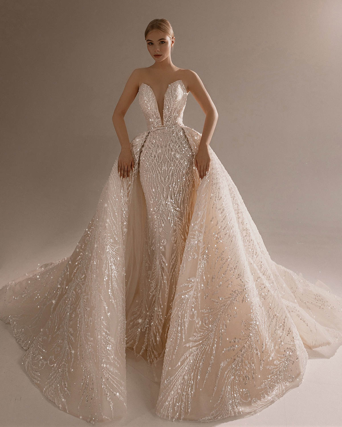 Sparkly Mermaid Wedding Dresses For Women Sheer Neck Sleeveless Bridal Gown Sequins Detachable Train Party Customized Dress vestidos de novia