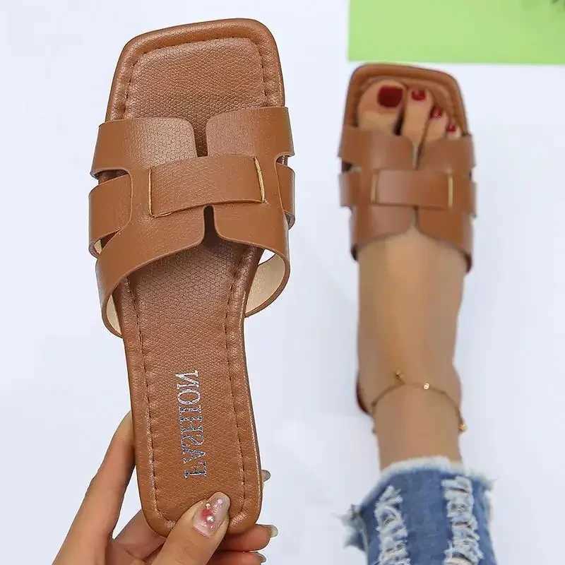 Luxury Summer Slippers Women Flat Outdoor Trend Beach Sandals Female Flip Flops Brand Design Slides Shoes Woman 2024 Big Size 43XJ250207