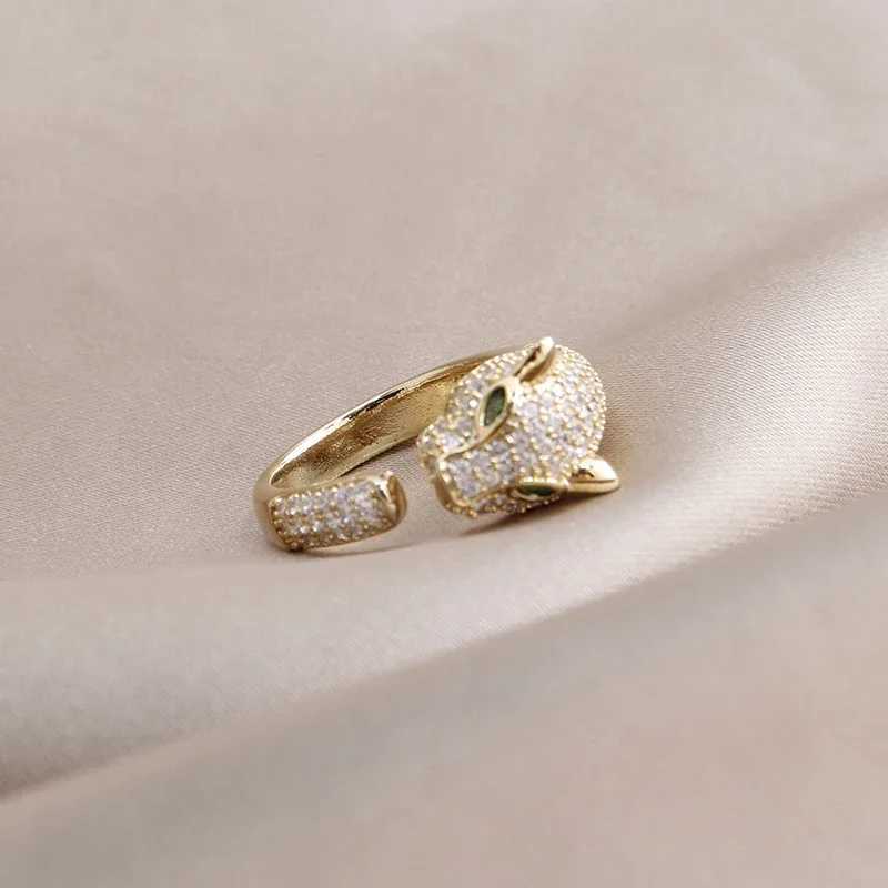 2023 New Zircon Animal Adjustable Ring Suitable for Women Exquisite Jewelry Wedding Leopard Crystal RingXJ250327