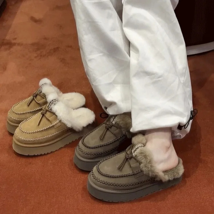 Artificial suede fur exposed slider 2024 winter warm plain woolen shoes wool Moccasins thick sole tassel decoration 241127