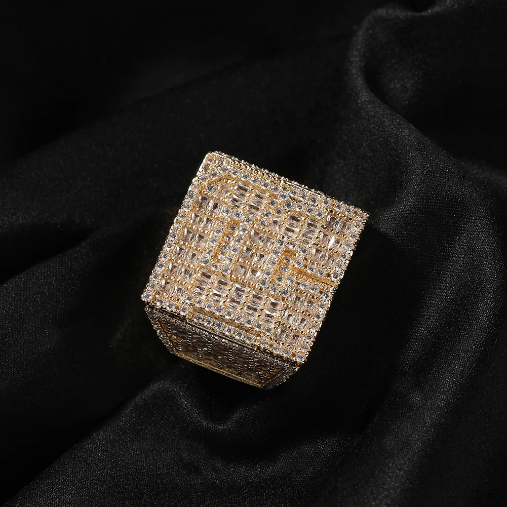 BLING Customized BaguetteCZ Initial Letter Ring Personalized Letter Ice Cube Zirconia Party Ring Hip Hop Rap Singer Jewelry 241126