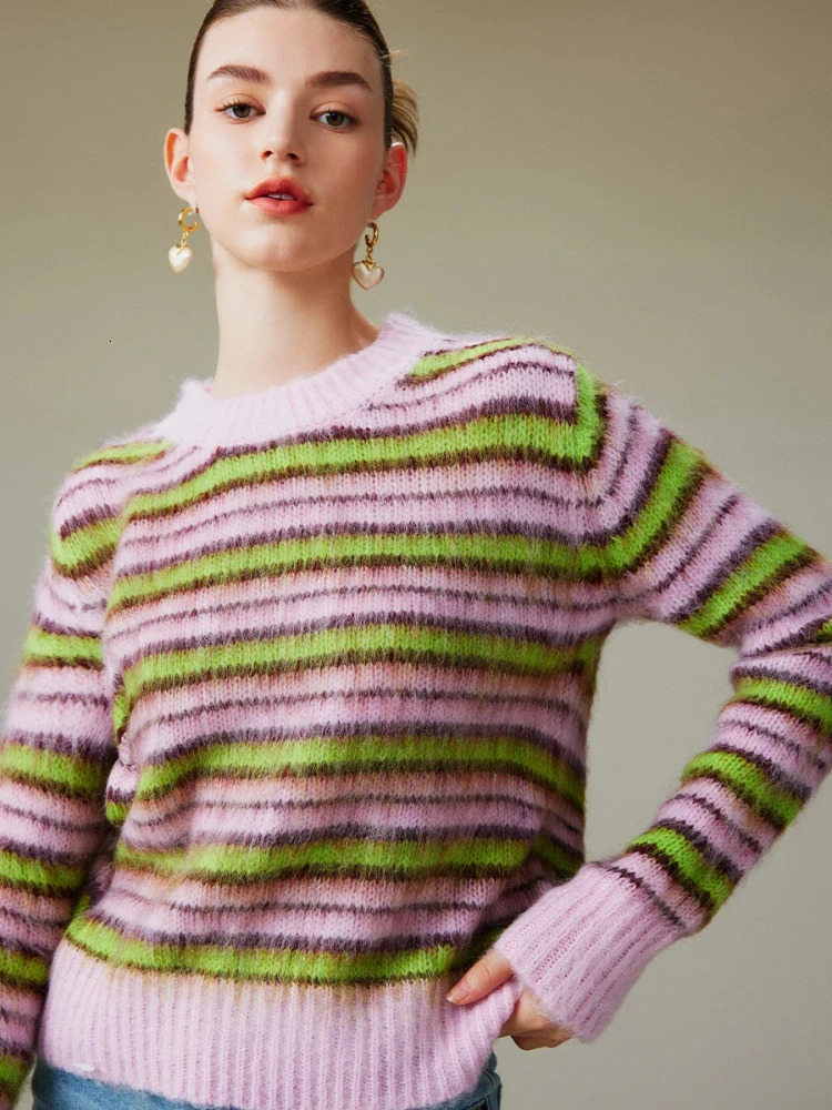 Women Soft Striped Roundneck Sweater Autumn In Pink Thin Pullover Korean Fashion High Street 241126