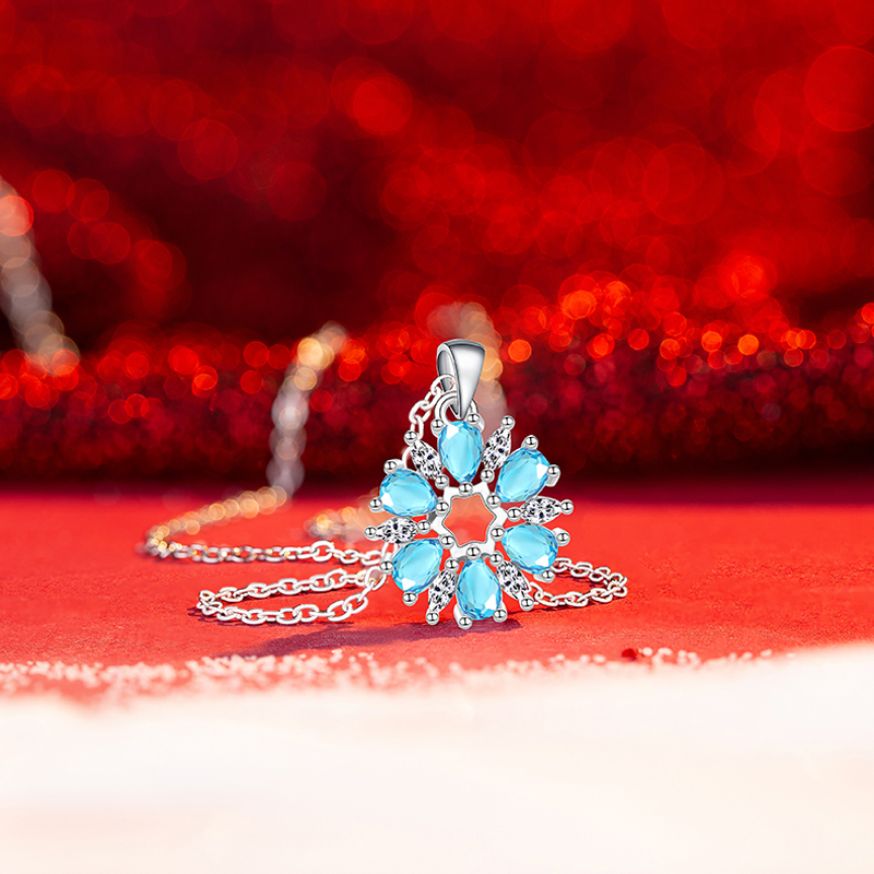 Chic Ladies' Sterling Silver-Tone Blue Crystal Snowflake Pendant Necklace Casual Workwear Accessory