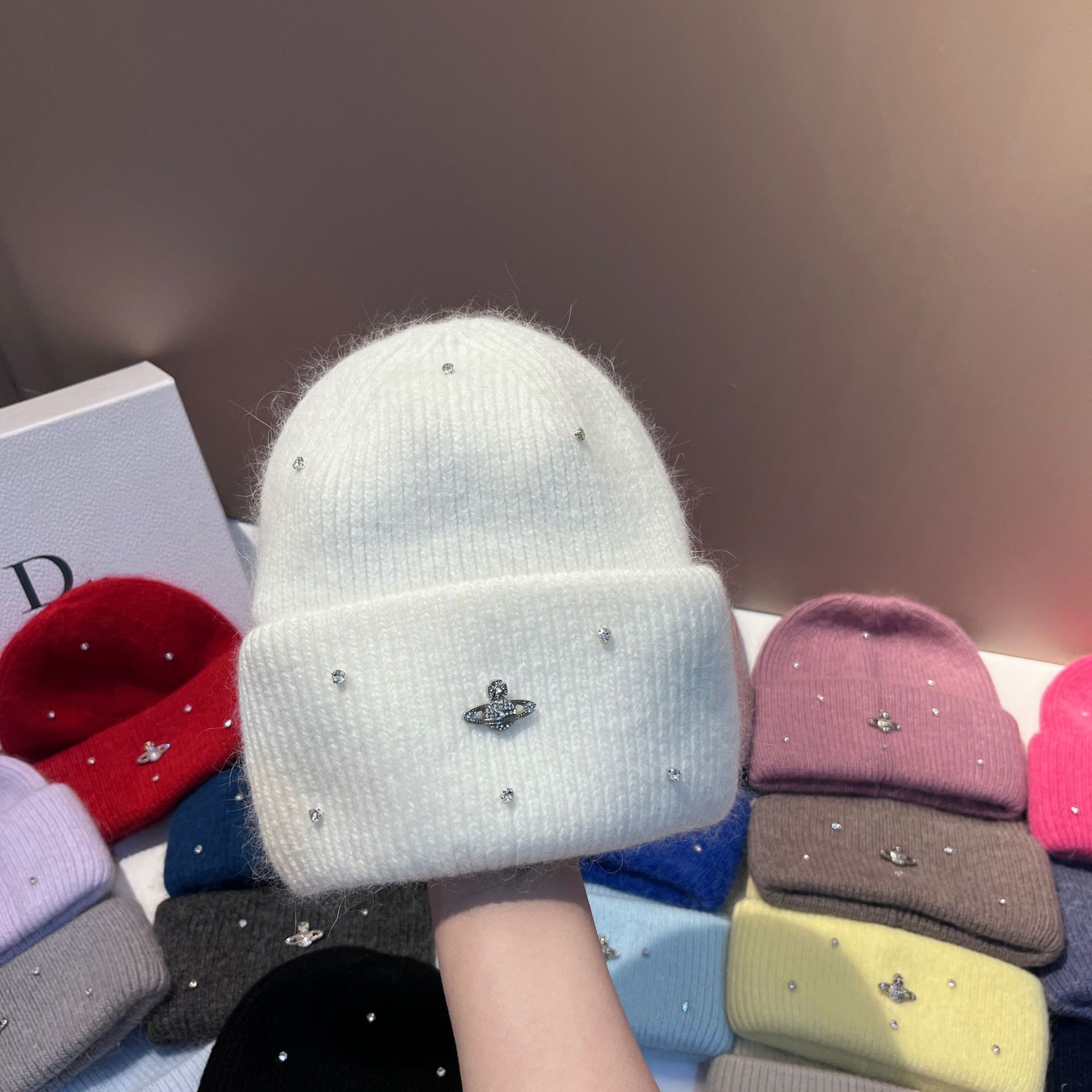 Men bonnet Brand Hats designer Beanie women Caps Diamonds Saturn knitted Hat fashion Unisex 100% Cashmere leisure woolen cap