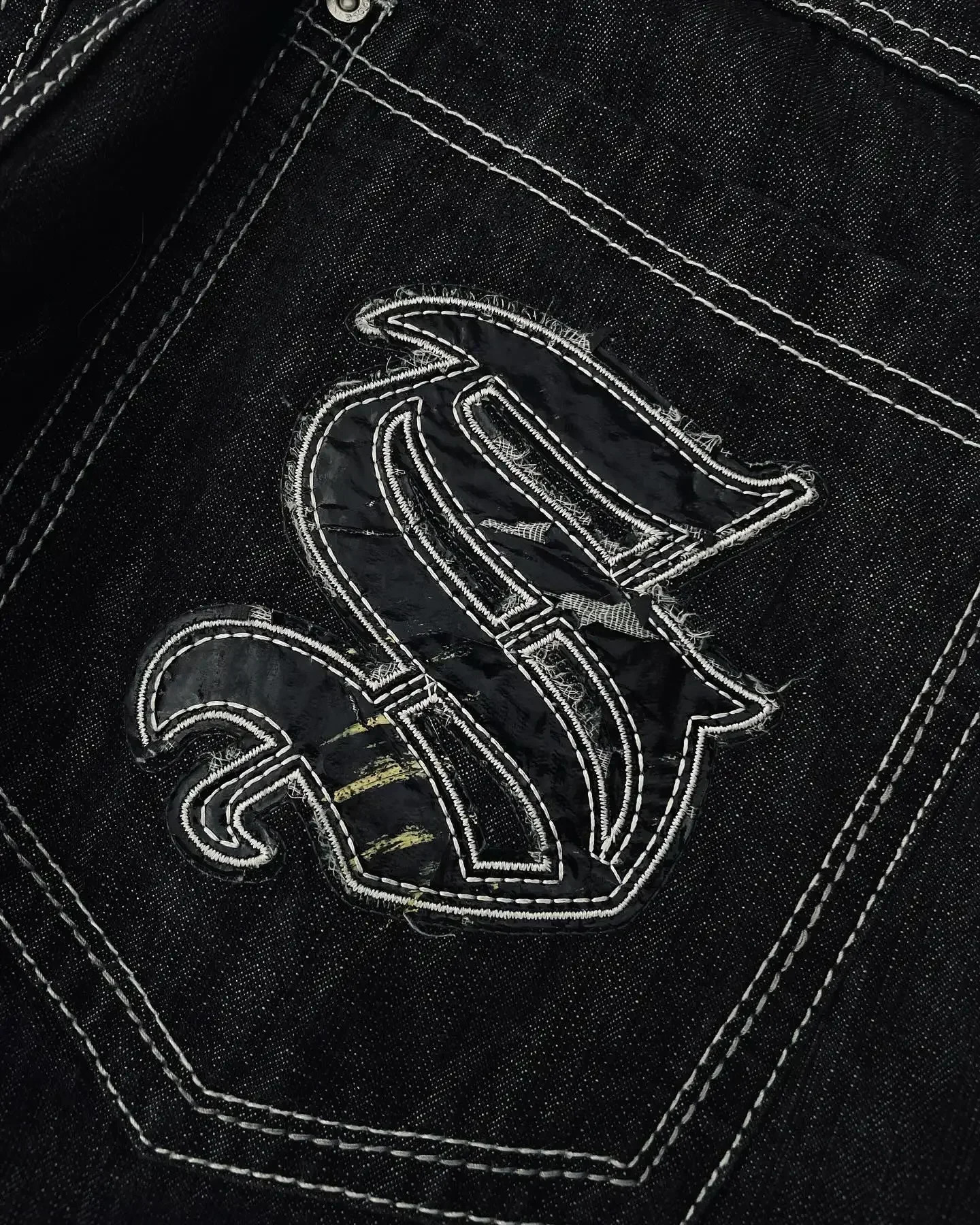 Y2K American Fashion Jeans Vintage Gothic Graphic Embroidery Loose Mens Jeans Harajuku Hip Hop Street Wide Leg Jeans 241126