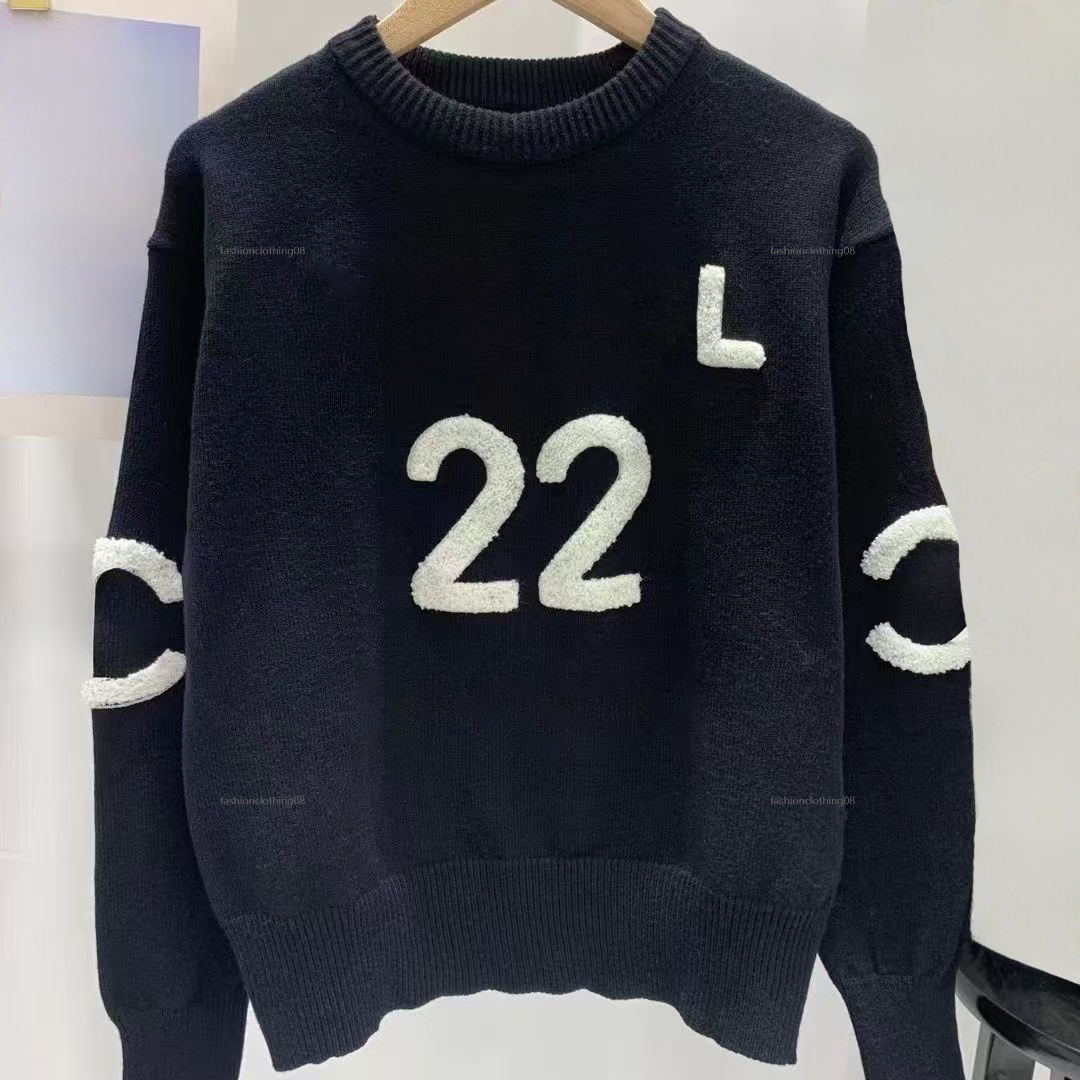 2024 Fashion Casual Designer Womens sweater Wear a classic style high quality sweater with front letter embroidery comfortable knit pullover.