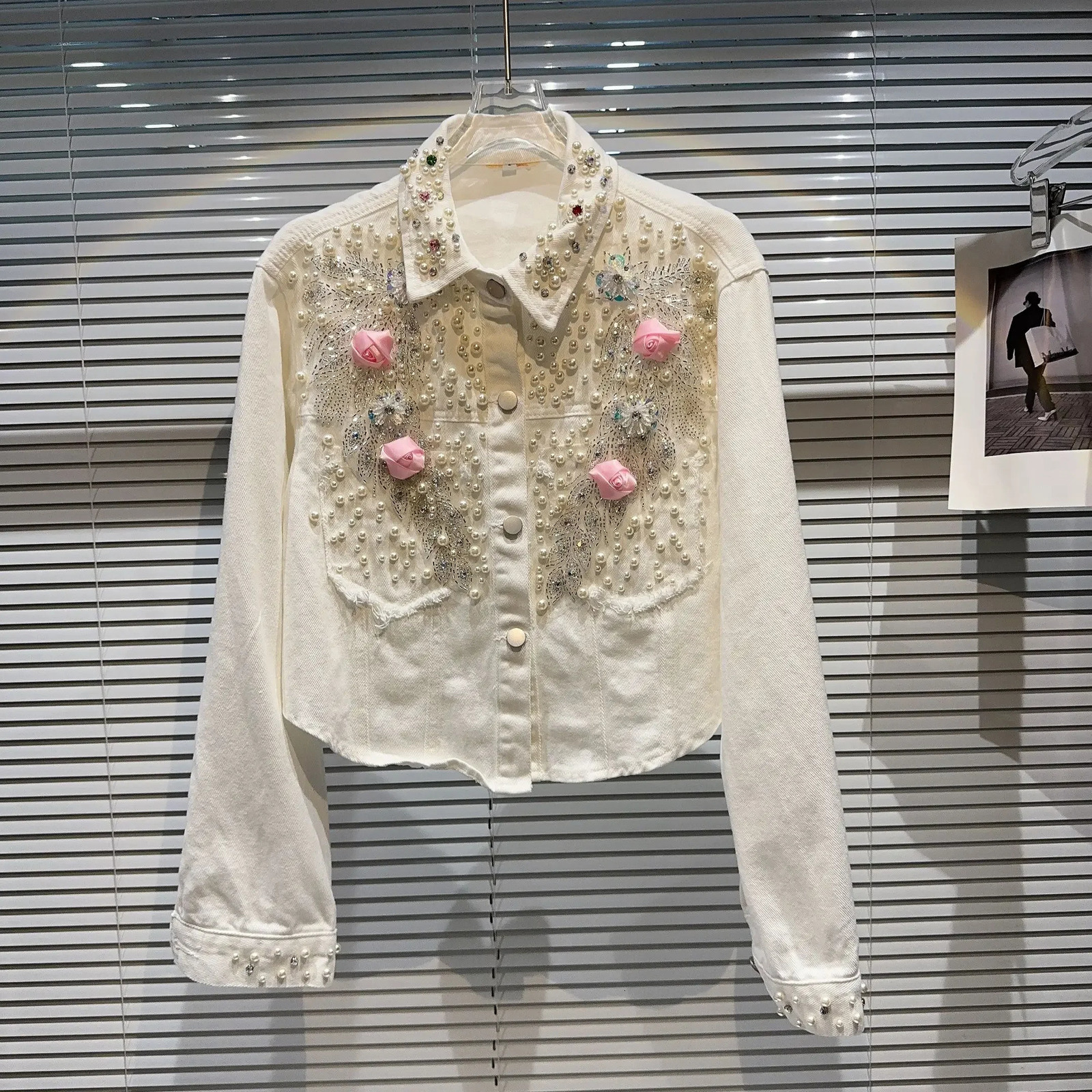 Women Autumn 3D Flowers Embroidery Beaded Denim Coat Loose Gradient Purple Color Floral Jeans Jacket Pearls Cowboy Cardigan Tops 240416