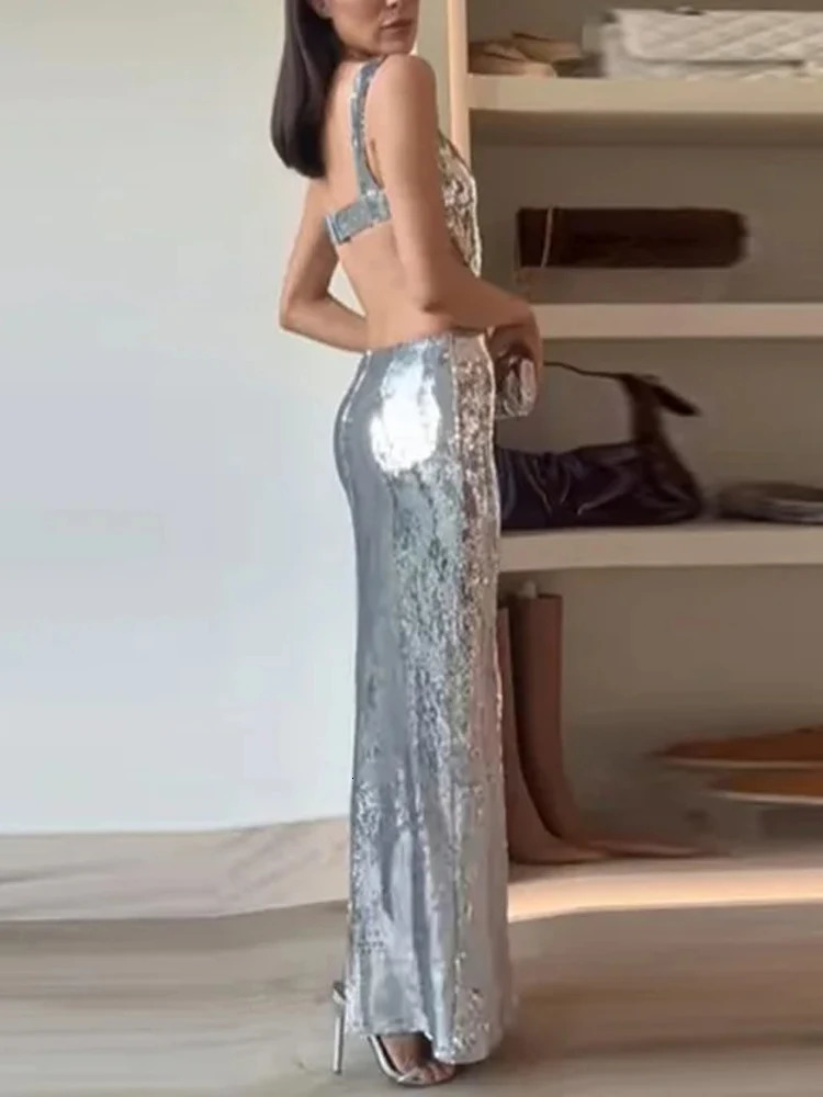 Sexy Sling Backless Silvery Maxi Dress For Women Fashion High Waist Bodycon Sleeveless Robes Female Evening Party Vestidos 241126