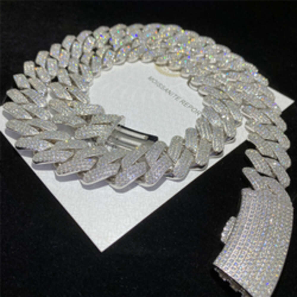 Factory Price Custom Hip Hop Thick 18mm 20mm 22mm Vvs Moissanite Diamond Cuban Link Chain Men 925 Silver Iced Out Cuban Necklace