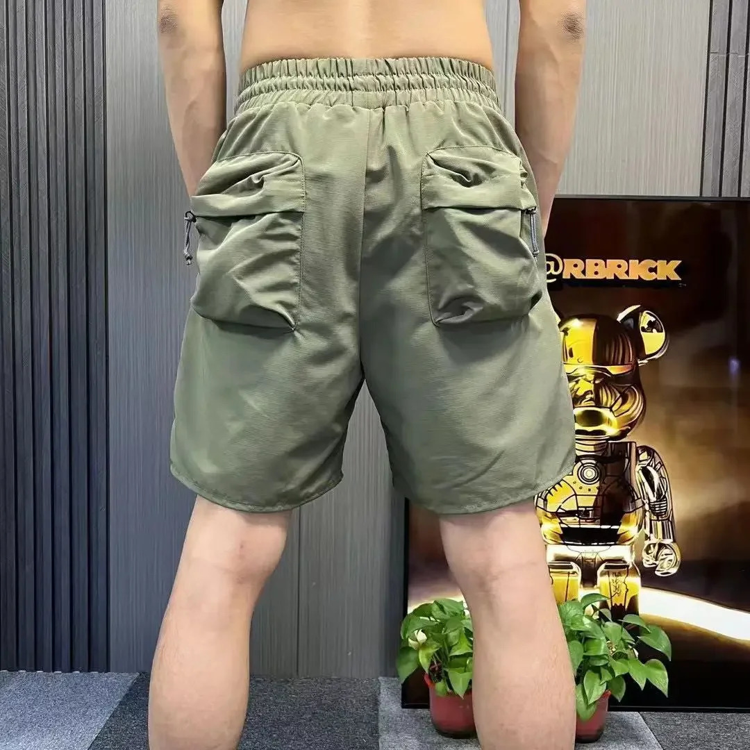 Mens shorts elastic waist black multi pocket mens cargo shorts Harajuku loose casual fashionable and comfortable Y2k 241126