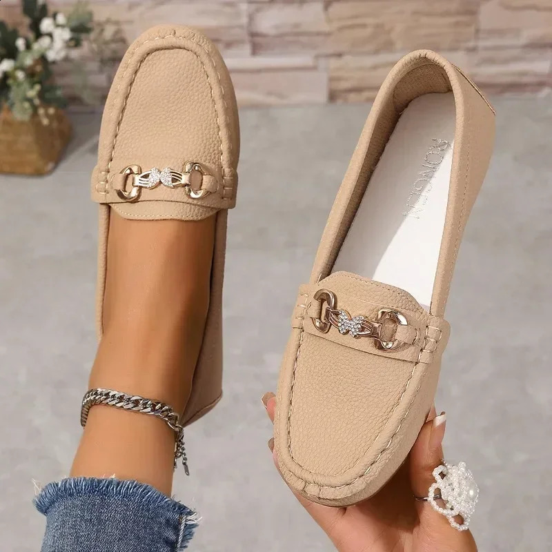 Womens shoes 2024 style sliding in womens apartments autumn round toe solid Solft sole casual flat comfortable Loafers Zapatillas Mujer241127bj