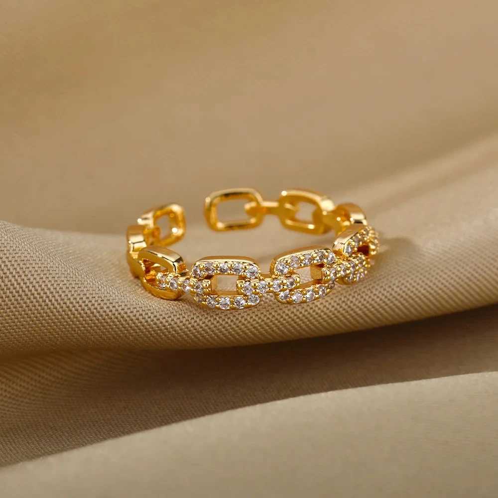 Classic Zircon Twist Chain Rings For Women Stainl Steel Elegant Couple Finger Ring Wedding Jewelry Gift Bijoux FemmeXJ241127