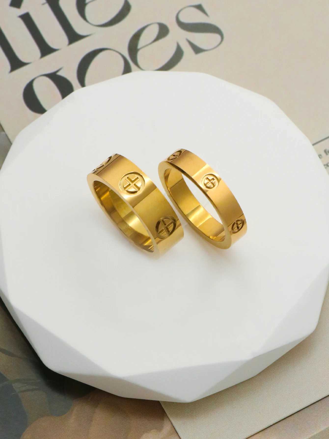 1 Piece Fashion Classic Cross Stainl Steel Rings For Women Men Gold Color Luxury Jewelry Wedding GiftXJ241127