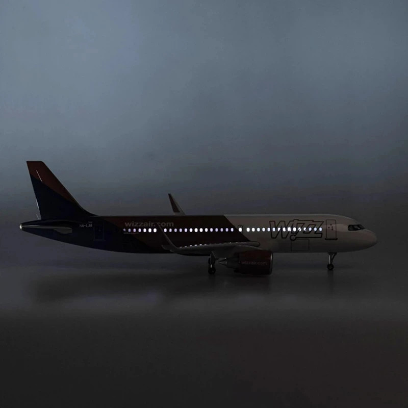 47CM 1 80 Scale Diecast Model Hungarian Wizz Air A320Neo Resin Airplane Airbus With Light And Wheel Collection Display 241127