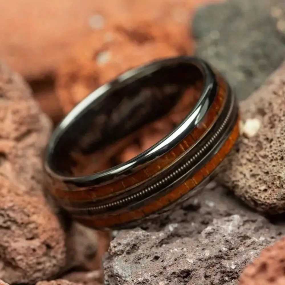 Coffee Color Rose Golden Ring Guitar String Stainl steel Ring Inlaid Whiskey Barrel Wood Grain Ring for Men EngagementXJ241127