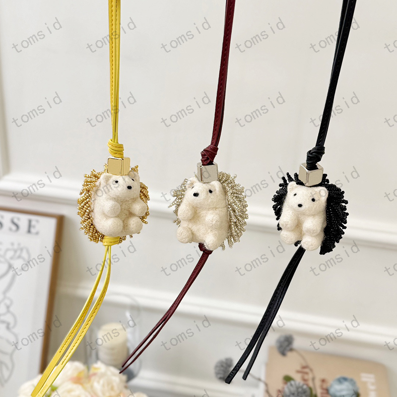 Hedgehog Desigenr Bag Charm For Women Leather Fashion Keychain Letter Lanyards Mens Luxury Keychains Bag Pendant