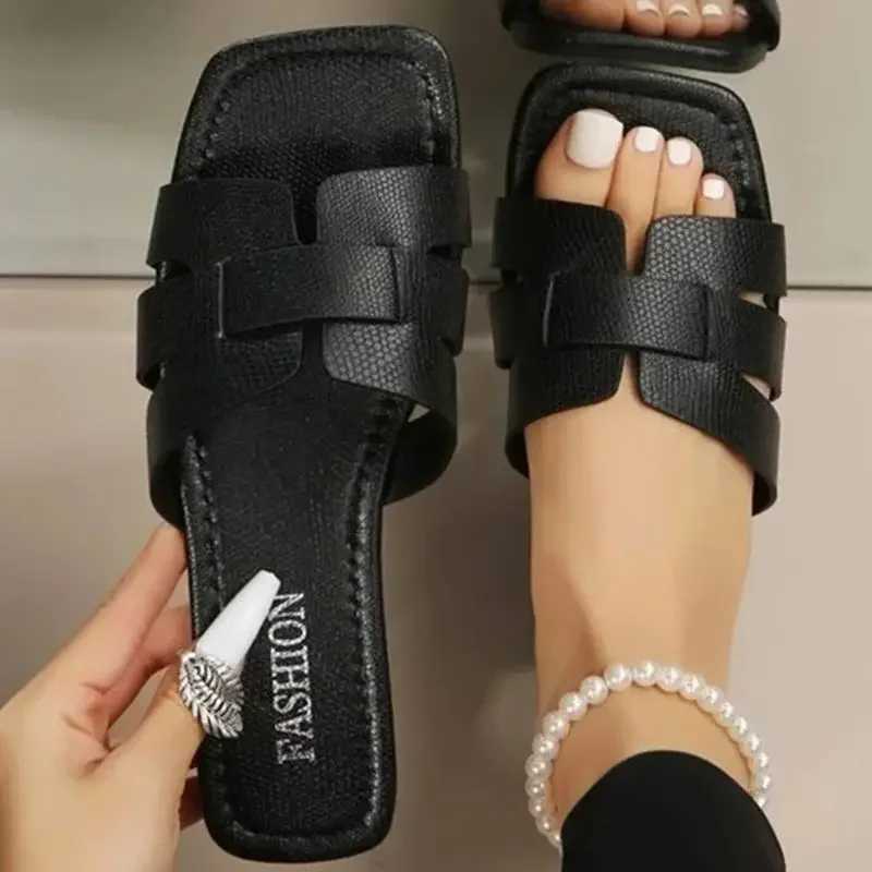 Luxury Summer Slippers Women Flat Outdoor Trend Beach Sandals Female Flip Flops Brand Design Slides Shoes Woman 2024 Big Size 43XJ250207