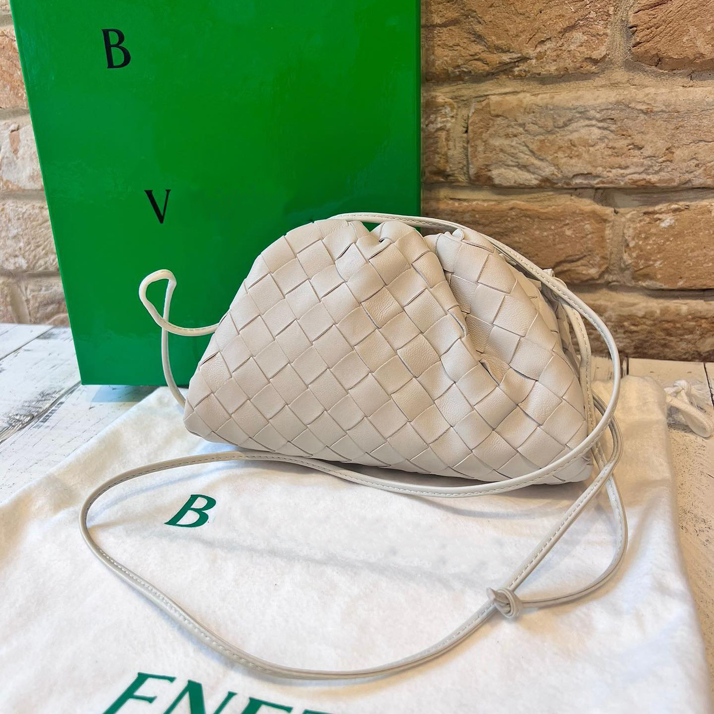 10a quality Luxurys designer fashion Womens cloud tote bag 2sizes mens clutch Leather bag Mini pouch sling shoulder bag travel handbag crossbody green silver bags