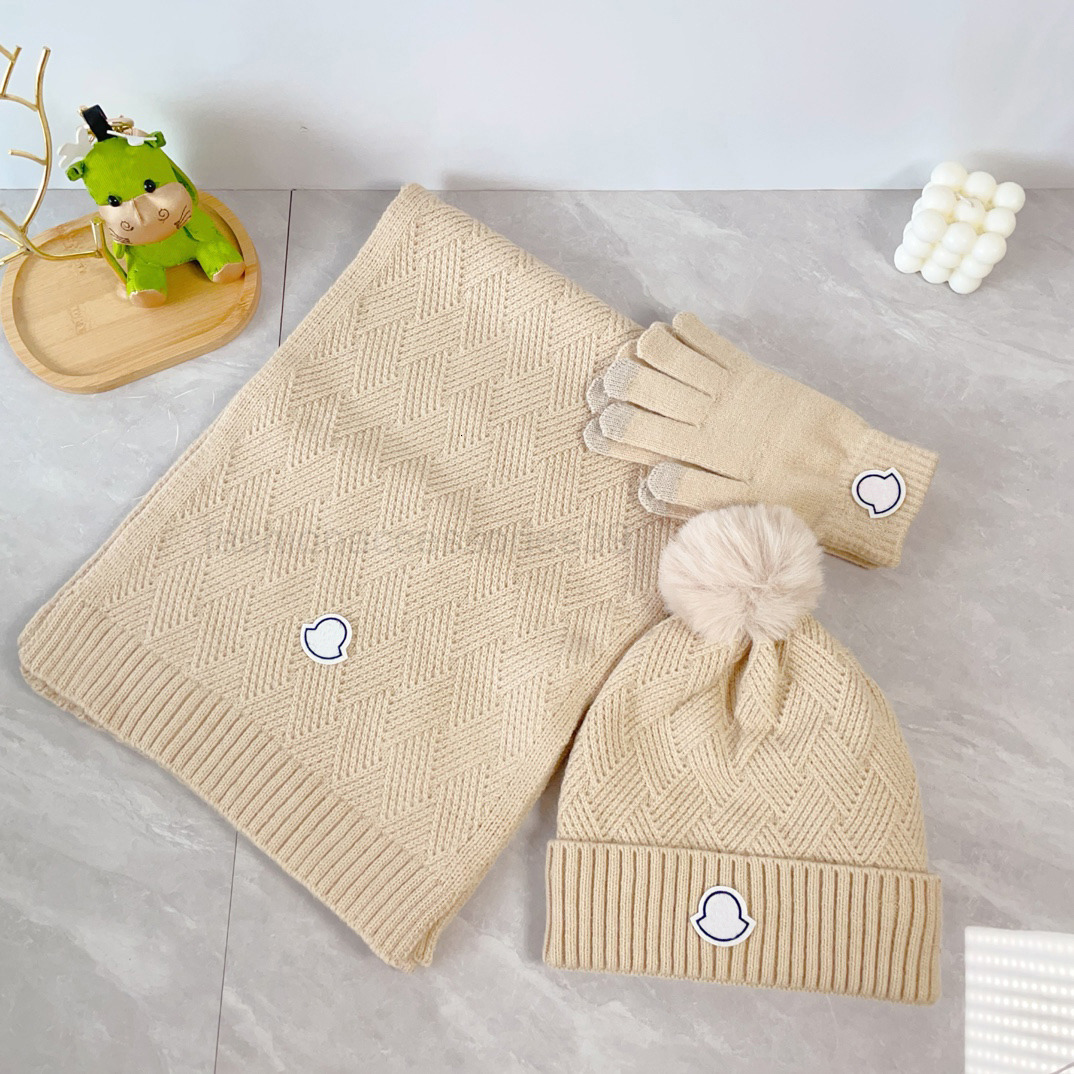 Scarves New Luxury Brand Designer Scarf Pashmina For Designers Warm Scarfs Fashion Classic Men And Women Cashmere Wool Long Shawl Set of 3 Hat scarf and gloves