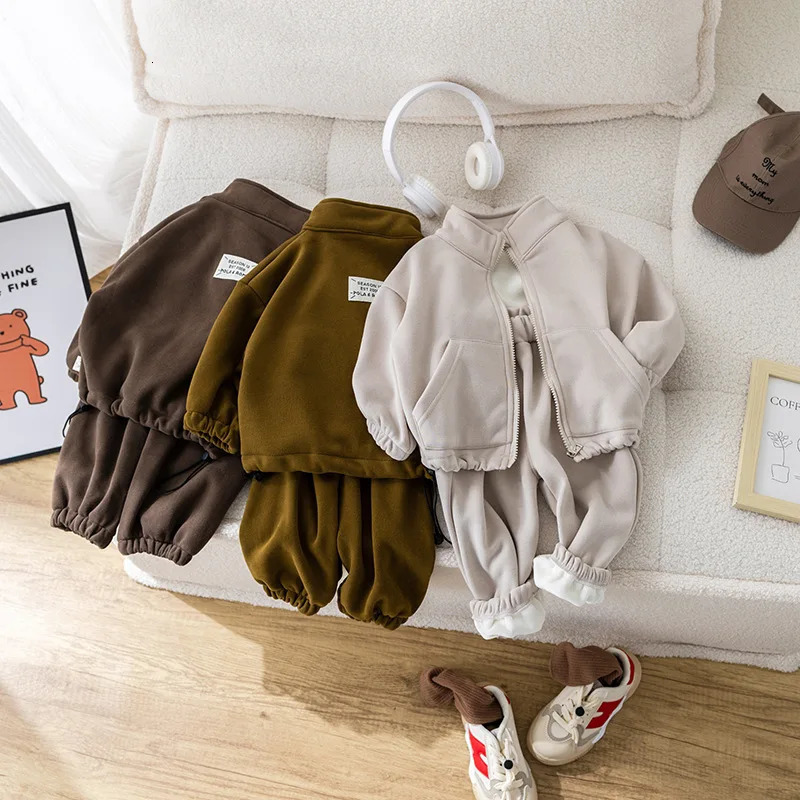 IYEAL Childrens Baby Clothing Sets Winter Fleece Casual 2 PCS Child Sets Sport Suit for Girls Boys Clothes CoatPants 1-6 Yrs 241126