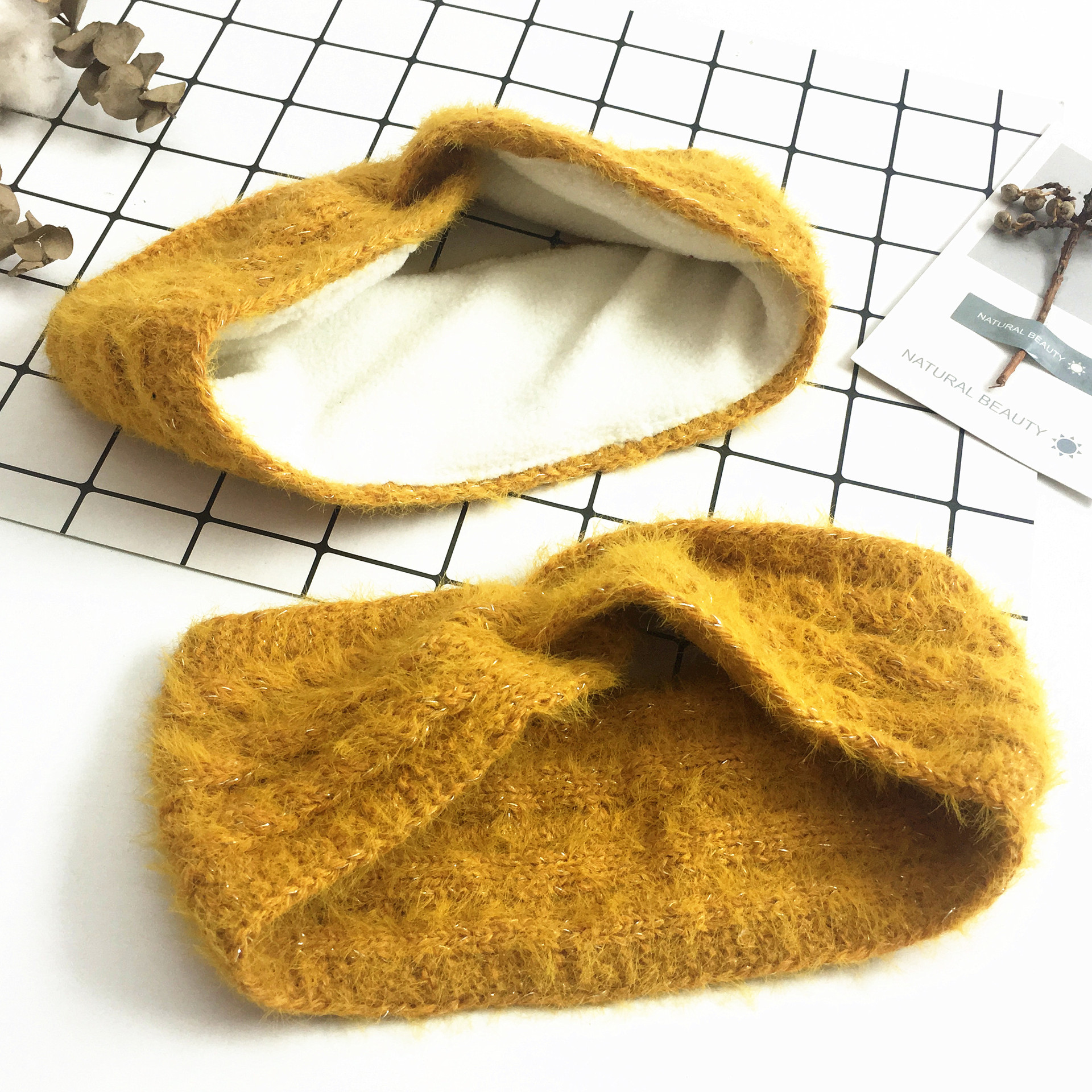 Autumn and winter new European and American knitted cross headband ear protection headband women's warm woolen headband headwear accessory