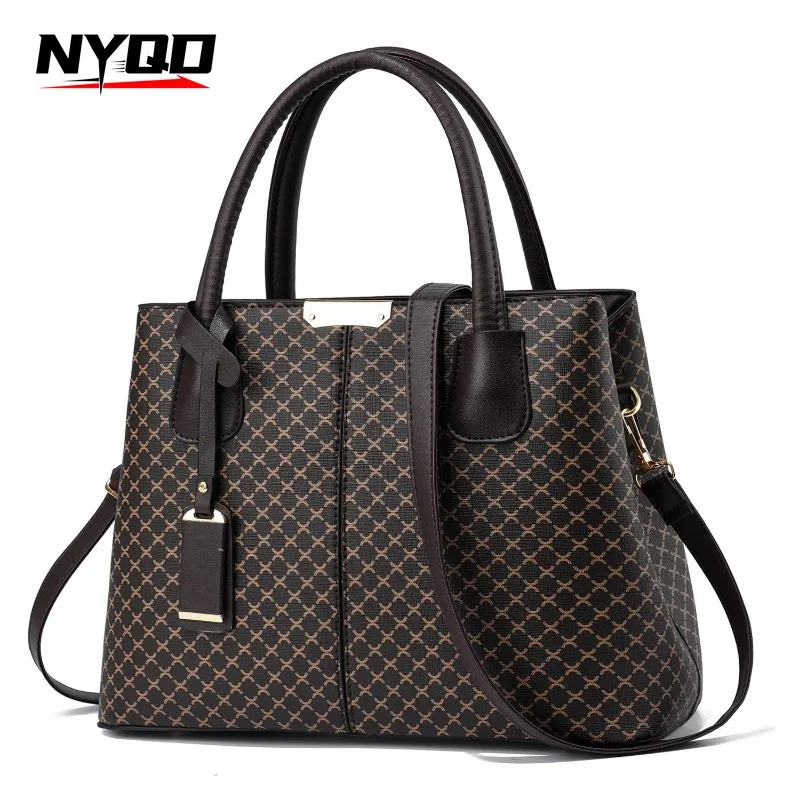 New multifunctional and secure leisure zippered handbag with adjustable shoulder trend straps elegant lace shoulder bag suitable for designers trendy 