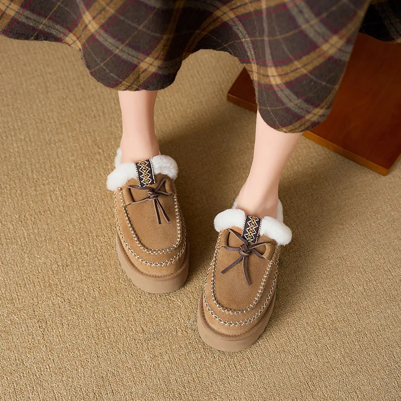 Artificial suede fur exposed slider 2024 winter warm plain woolen shoes wool Moccasins thick sole tassel decoration 241127