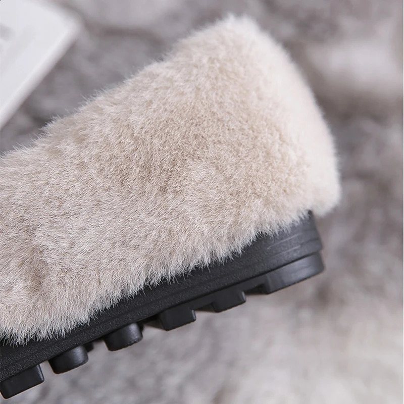 Womens suede shoes winter wearing snow boots outdoor fashion bow fur flat wool shoes large 41-43241127bj