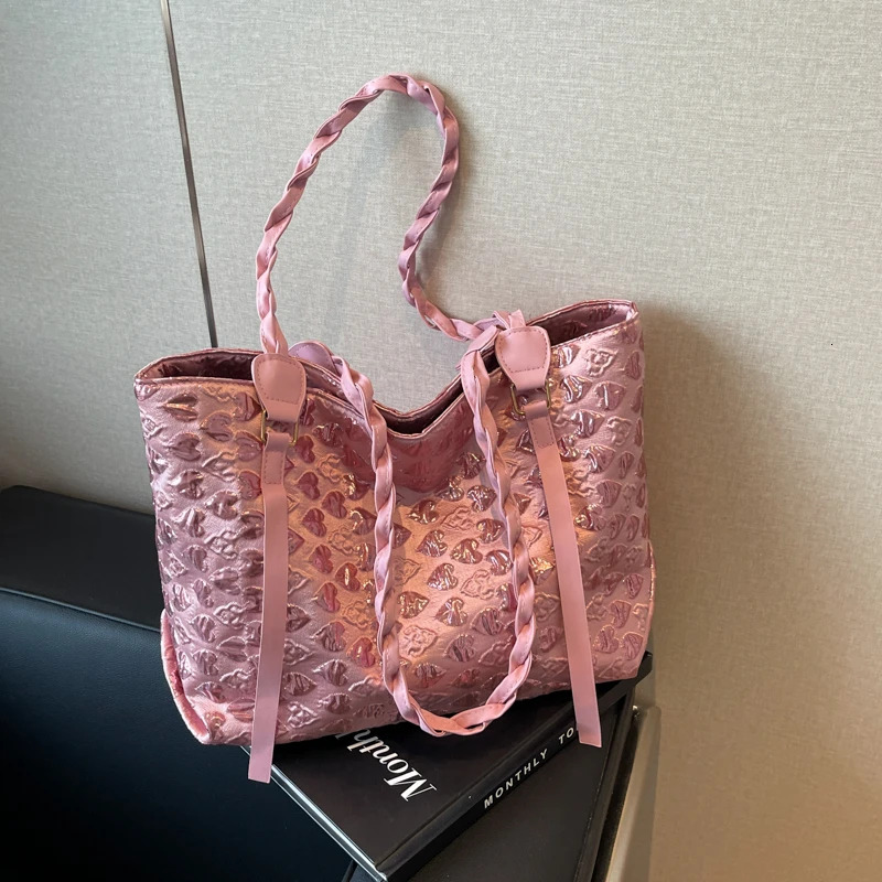 Free Shipping Large Capacity Tote New Fashionable Casual Love Women's Popular Shoulder Bag